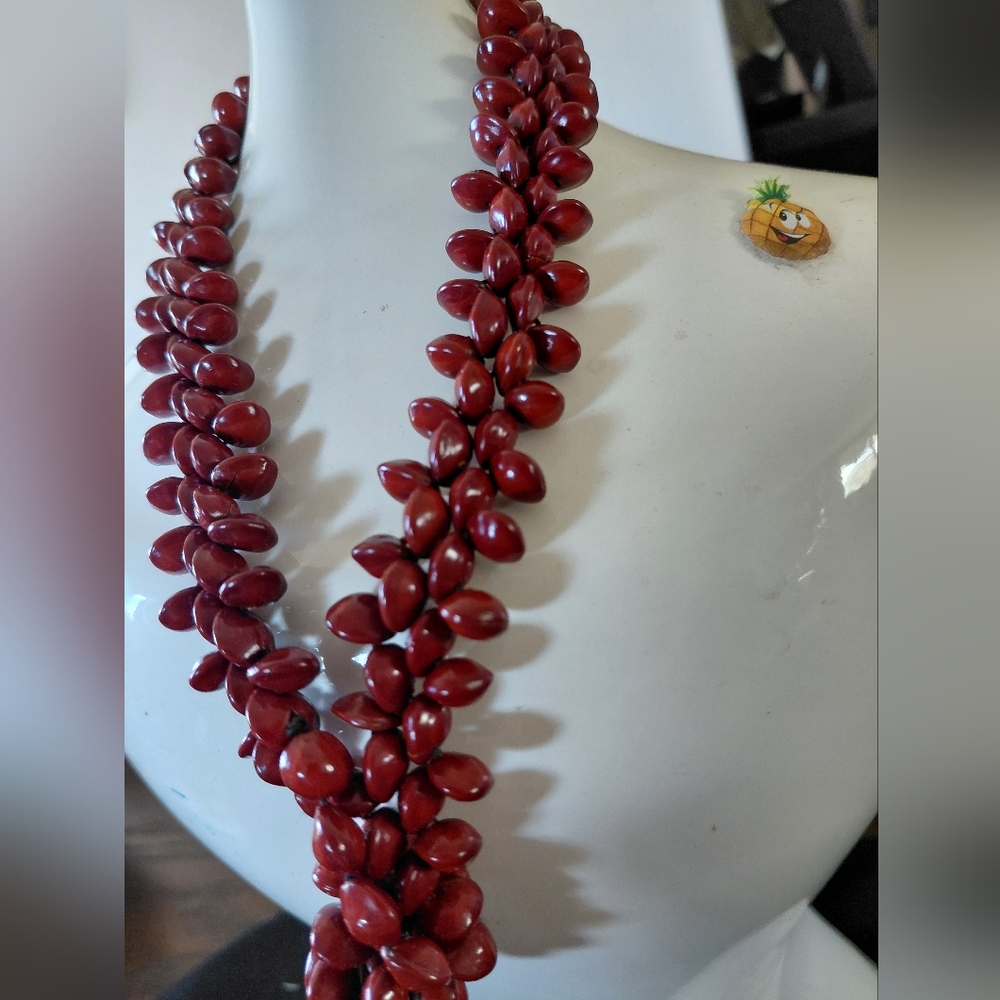 Elegant Vintage Red Seeded Beaded Choker Style Necklace - Picture 3 of 4